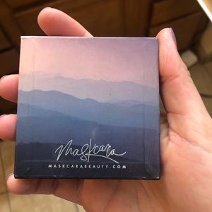 Maskara Brand eyeshadow square compact